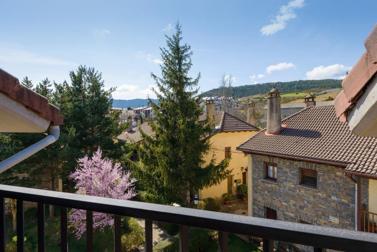 Vila Casa Con Jardin En Hecho Exteriér fotografie
